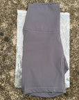 KATIA | Pantalones Cortos de Entrenamiento de Cintura Alta con Bolsillos