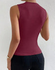 GIORGIA | Top elegante con corte moderno