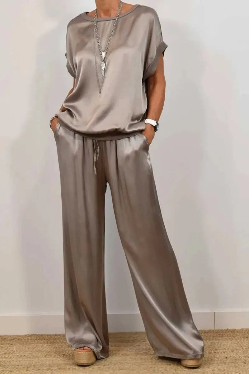 BEATRICE | COMPLETO SATINATO ELEGANTE CON PANTALONE FLUIDO