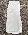 KATIA | Pantalones Cortos de Entrenamiento de Cintura Alta con Bolsillos