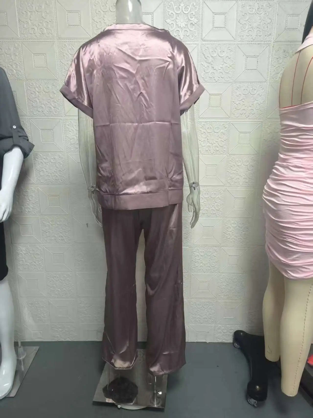 BEATRICE | COMPLETO SATINATO ELEGANTE CON PANTALONE FLUIDO