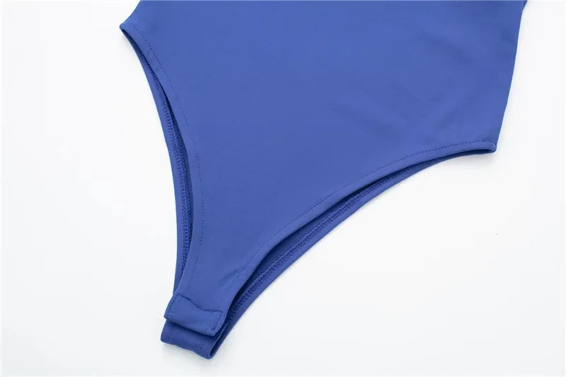 ELENA | TOP IN MAGLIA DALLE LINEE PULITE
