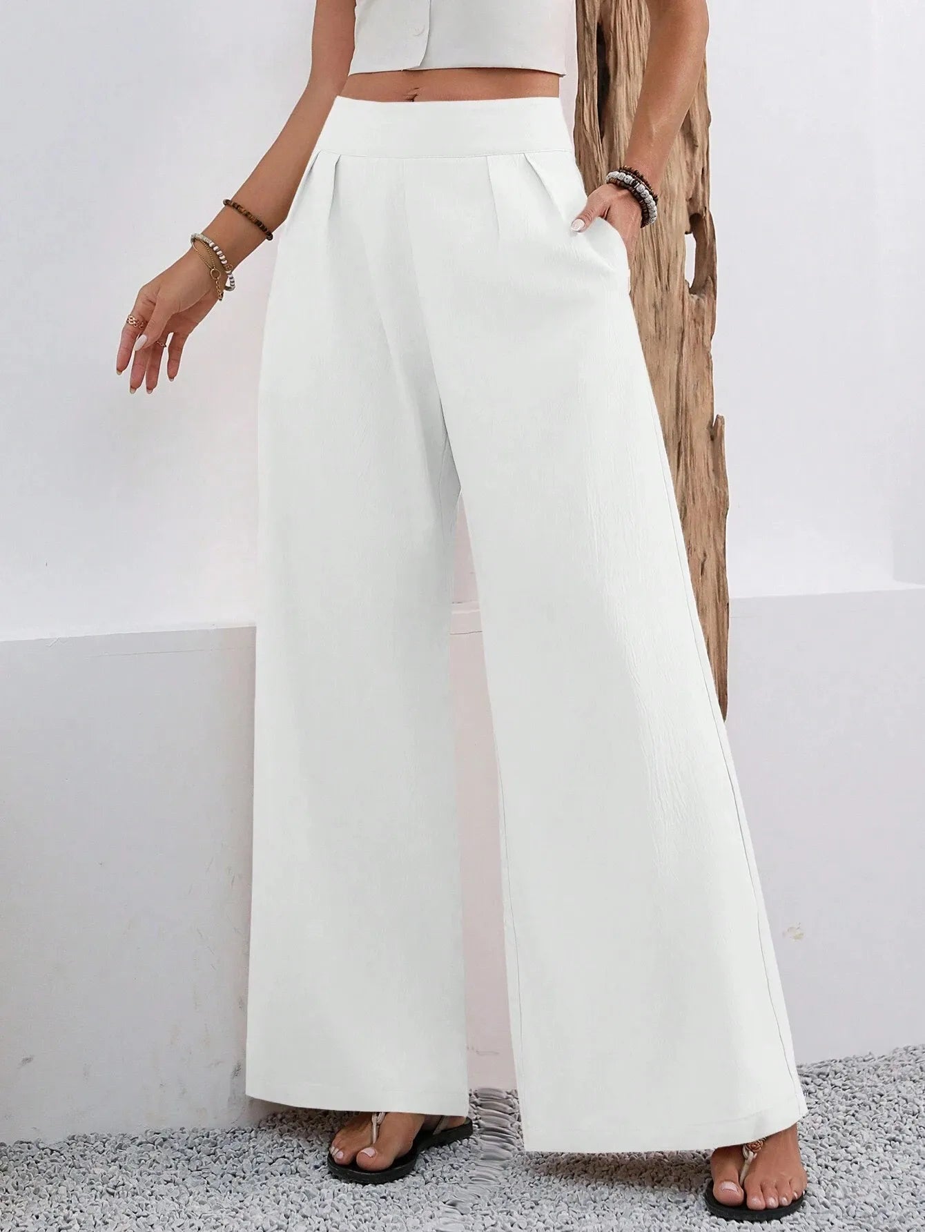 GIULIA | PANTALONE PALAZZO DALLE LINEE FLUIDE