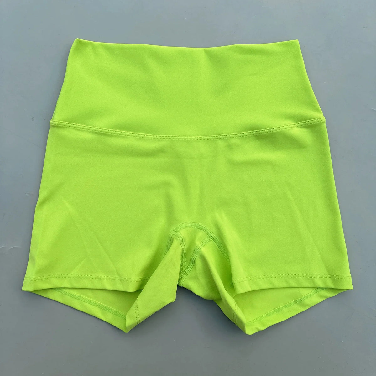 GRETA | Shorts de yoga de cintura alta a prueba de sentadillas
