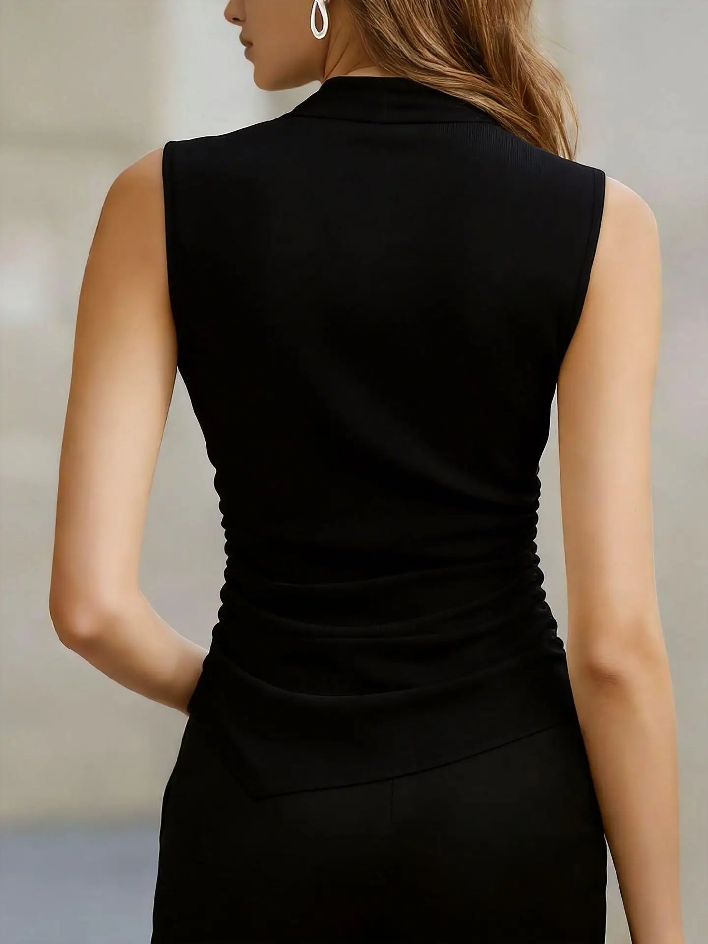 CHIARA | TOP ABITO ELEGANTE DAL MOVIMENTO