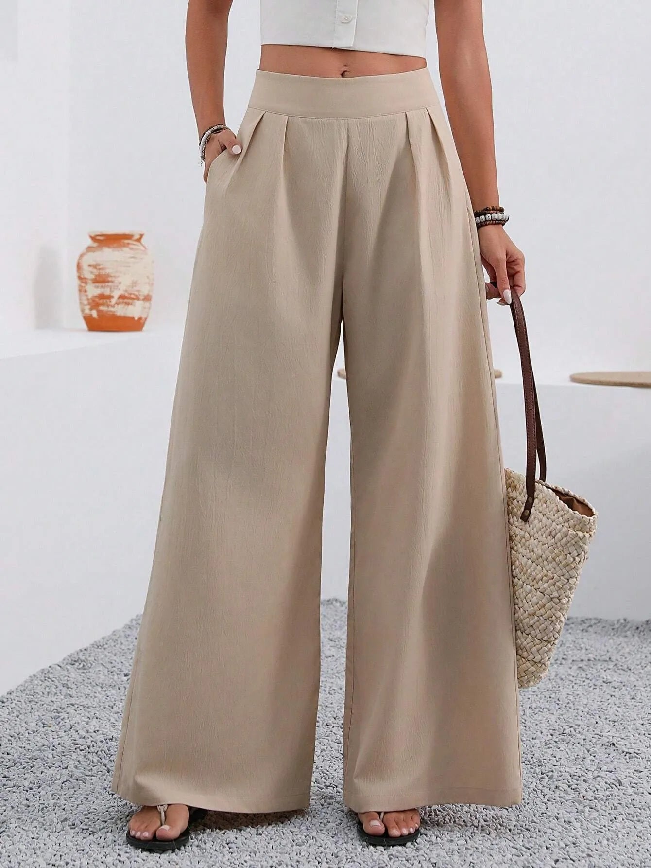 GIULIA | PANTALONE PALAZZO DALLE LINEE FLUIDE