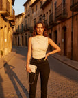GIORGIA | Top elegante con corte moderno