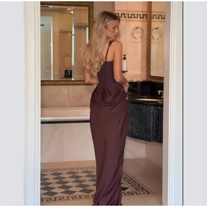 MIRELLA | ABITO MIDI ELEGANTE CON PLISSÉ MORBIDO