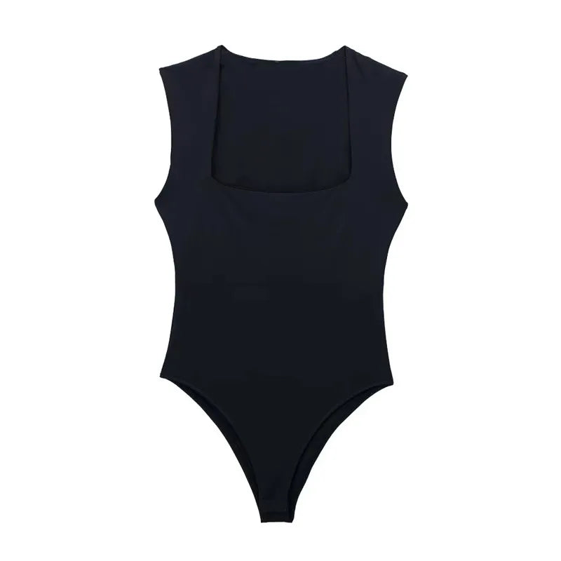 ELENA | TOP IN MAGLIA DALLE LINEE PULITE