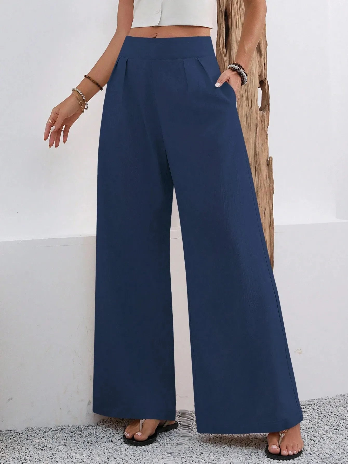 GIULIA | PANTALONE PALAZZO DALLE LINEE FLUIDE