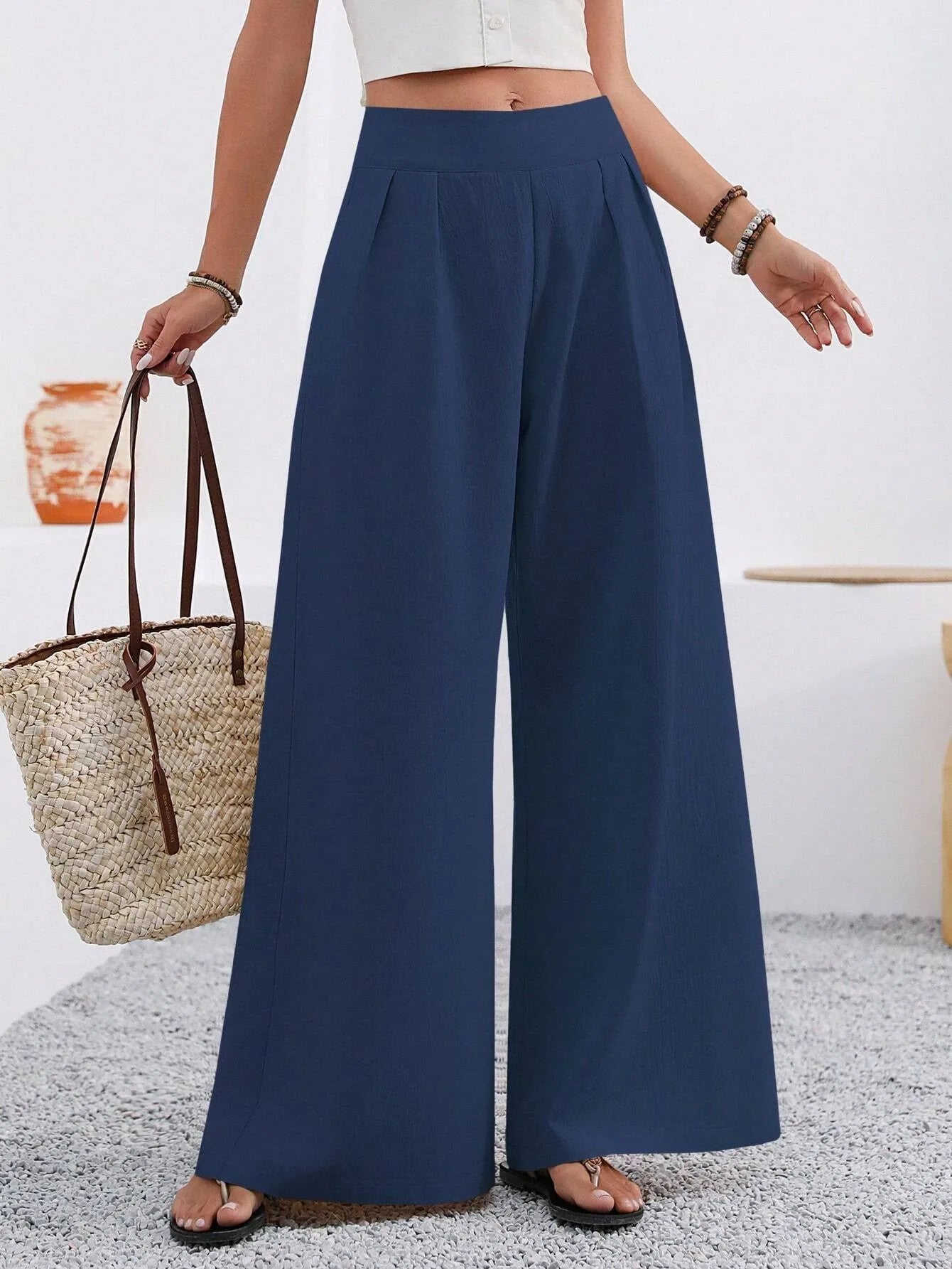 GIULIA | PANTALONE PALAZZO DALLE LINEE FLUIDE